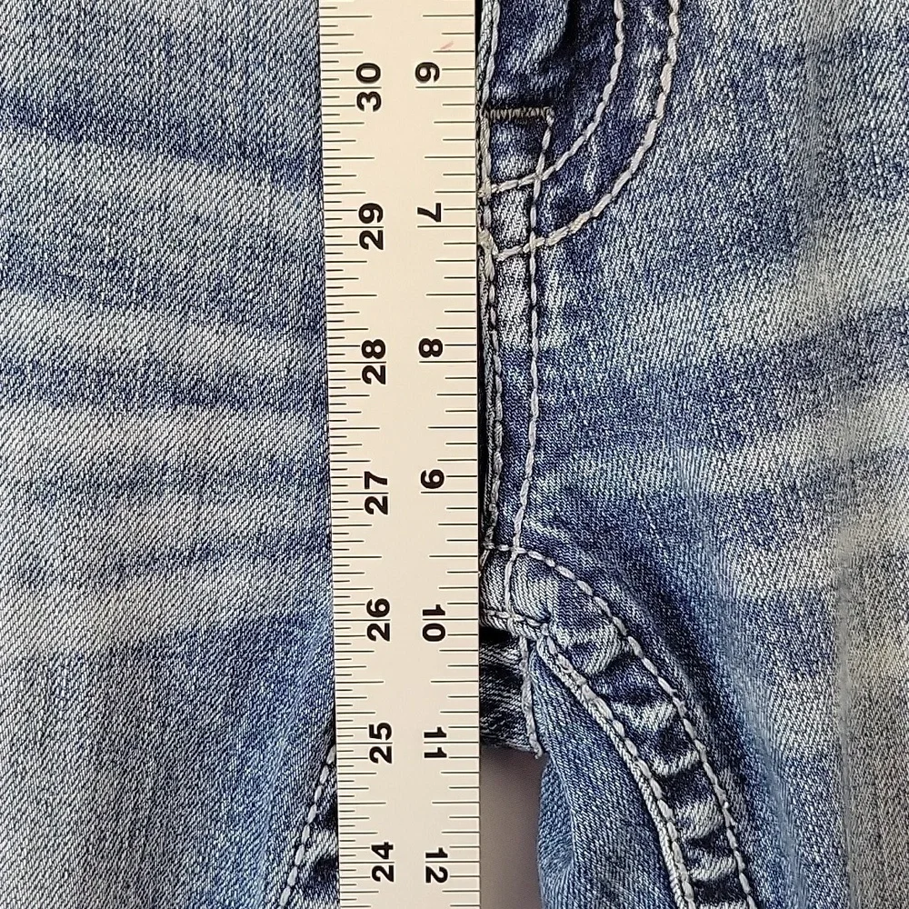 Buckle Men’s Straight Jeans Distressed Light Blue k418